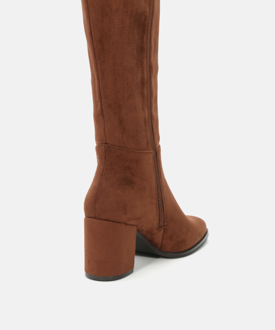 Botas altas salto bico quadrado image number null